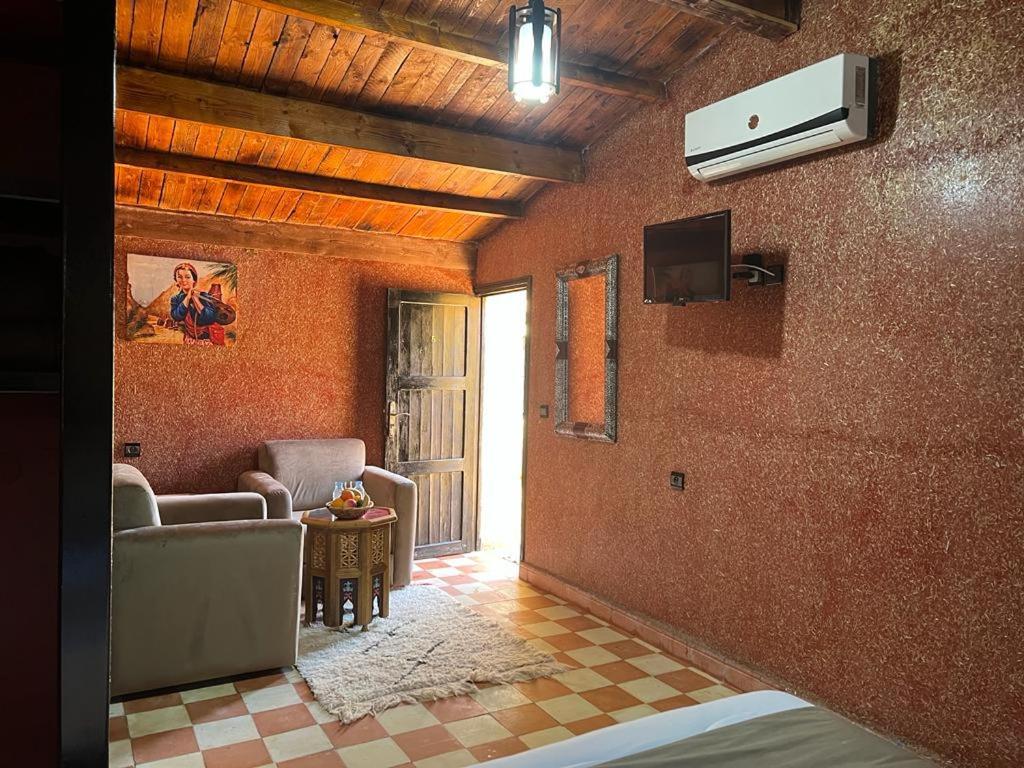 Dar Alfourssane Ferme D'Hote 瓦尔扎扎特 外观 照片