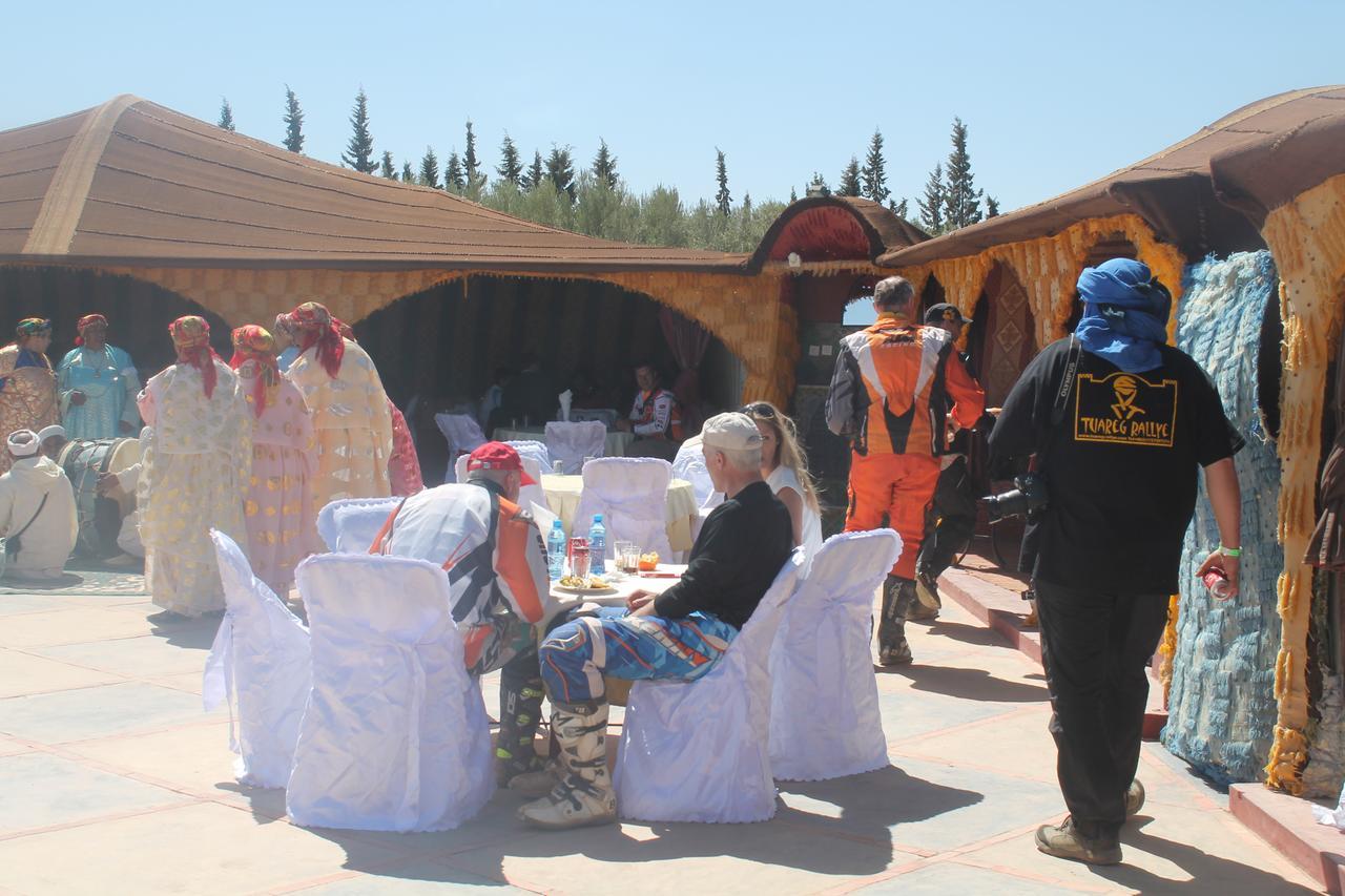 Dar Alfourssane Ferme D'Hote 瓦尔扎扎特 外观 照片