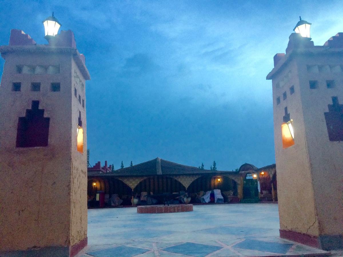 Dar Alfourssane Ferme D'Hote 瓦尔扎扎特 外观 照片